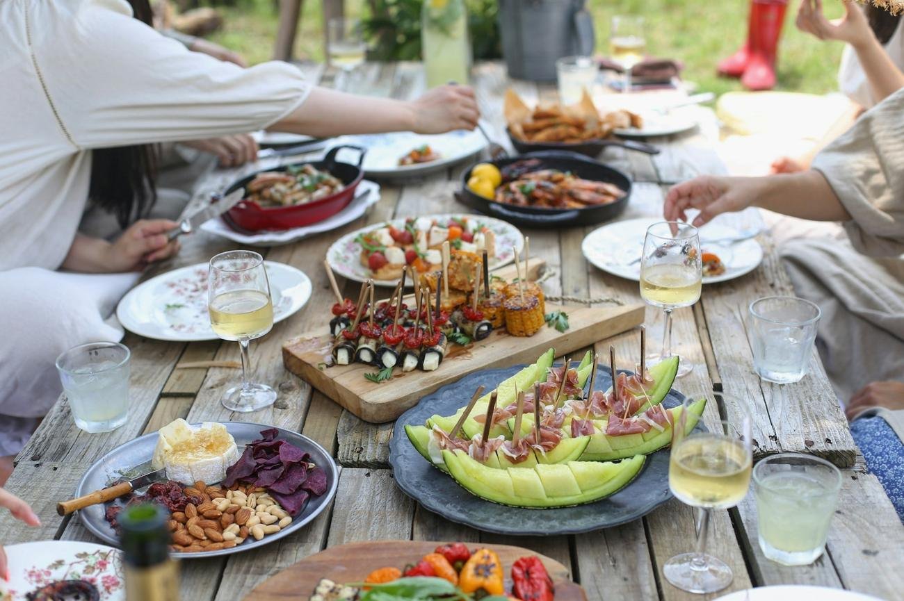 Comida compartida al aire libre